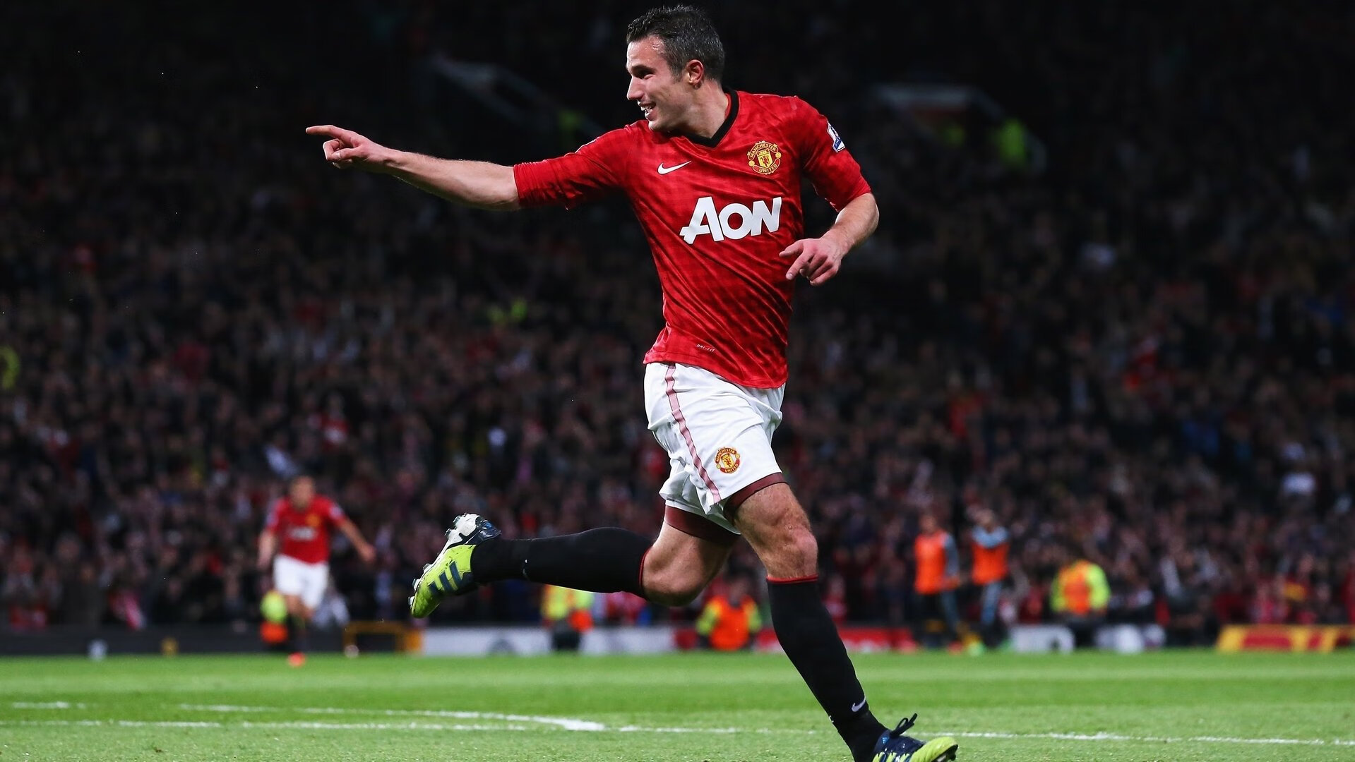 “亚戈·卡尔曼：阿根廷美洲狮队的力量与技巧并存的核心”